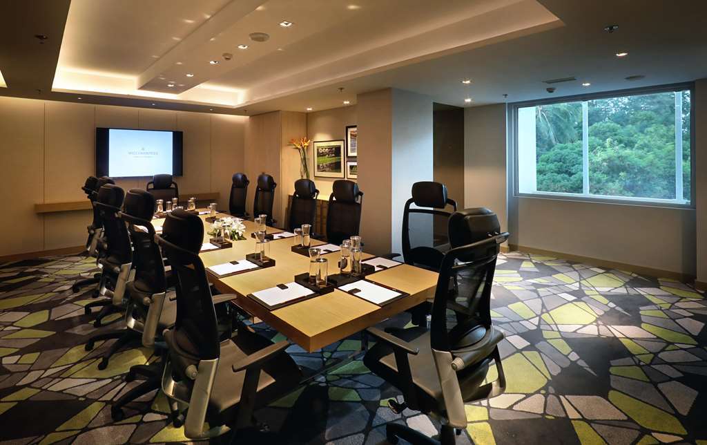 Welcomhotel By Itc Hotels, Racecourse, Coimbatore Restaurant photo Meeting room
